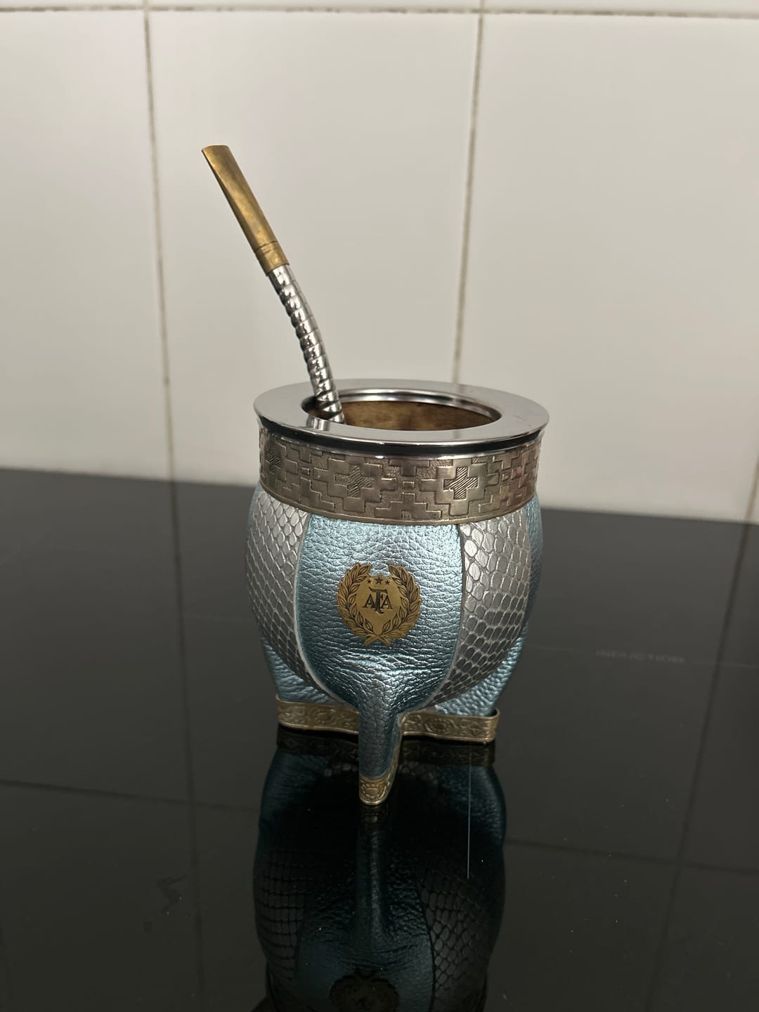 Customer photo review of Maté Imperial AFA Premium - Édition limitée Cinta Pampa (Bleu Céleste & Blanc)