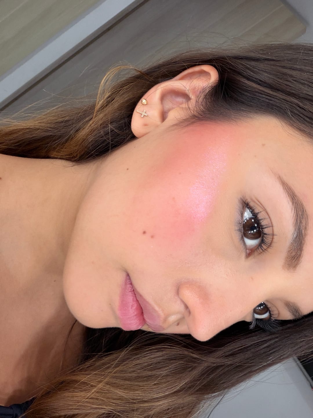 Customer photo review of RUBOR EN DÚO ALLURE CREMA Y POLVO COMPACTO