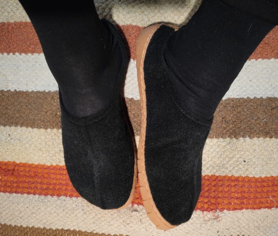 Customer photo review of Vaistoa Toive -paljasjalkatossut