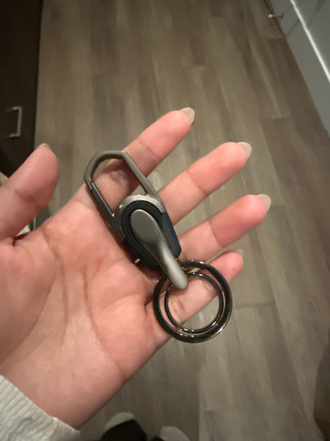 Customer photo review of 80Eighty® Zinc Alloy Keychain