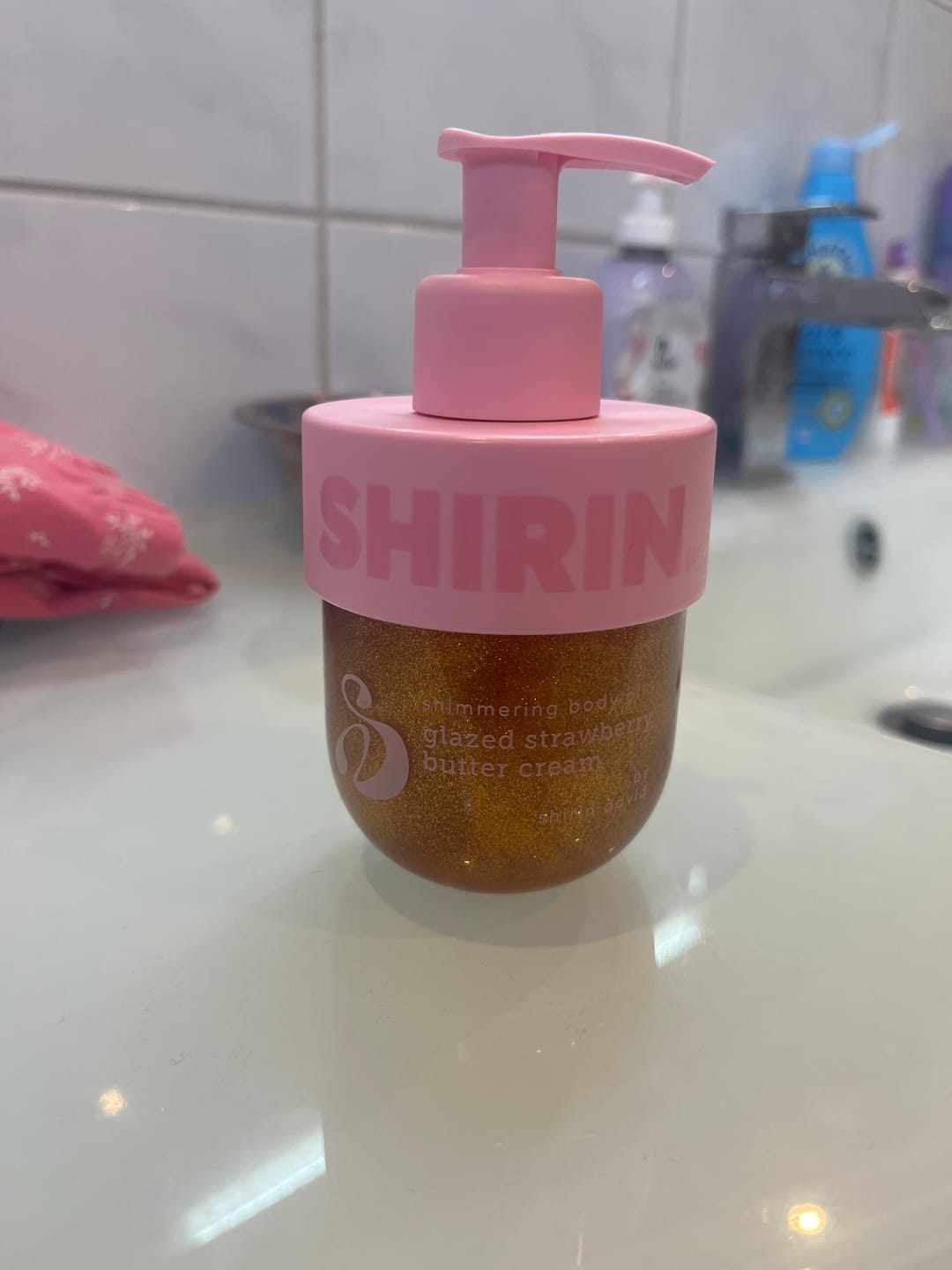 Customer photo review of Shimmering Body Oil Glazed Strawberry Butter Cream
