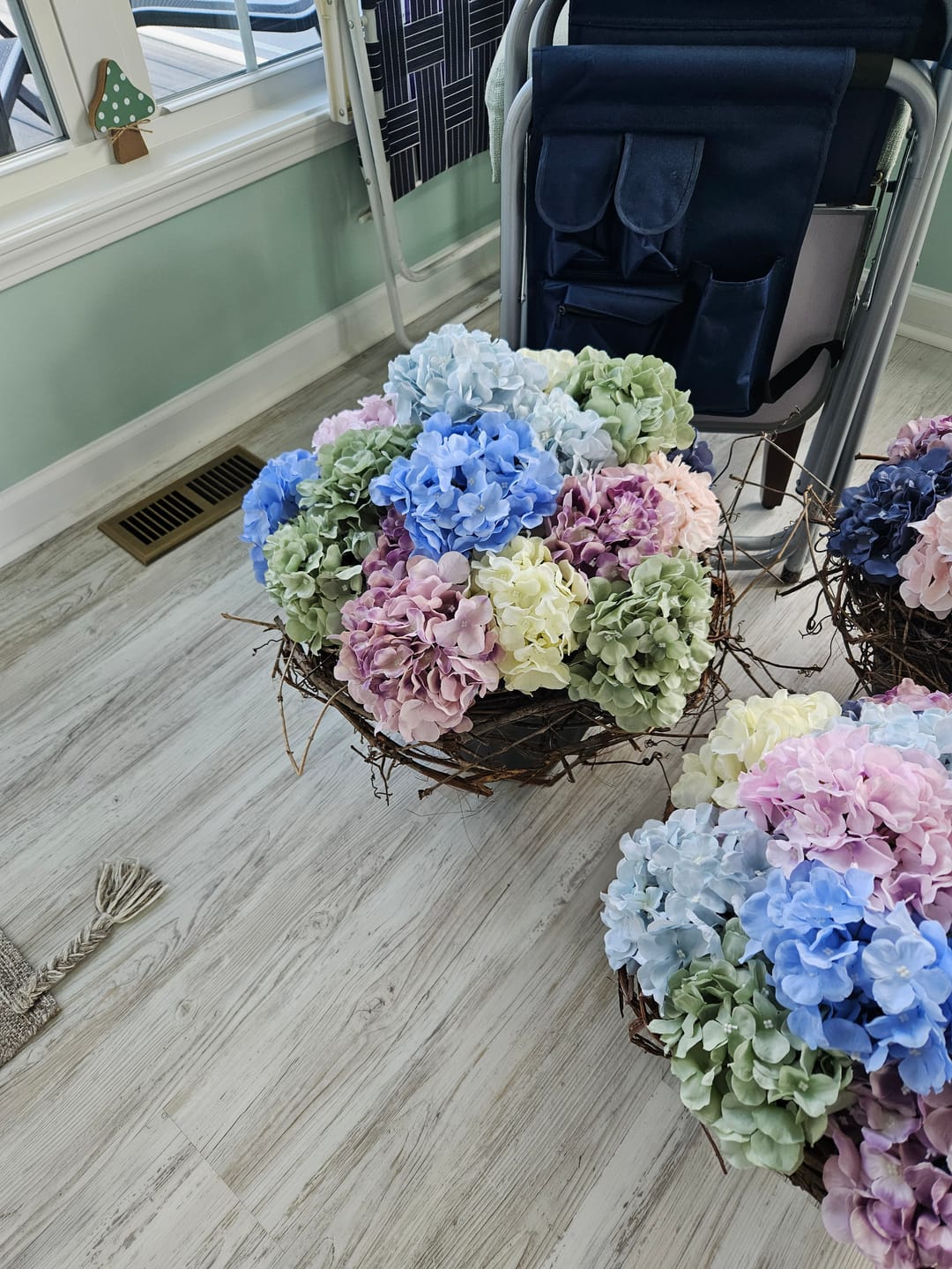 Customer photo review of Clearance Sale! Wholesale 26 - Color Silk Hydrangeas with Detachable Stems for DIY Floral Arrangements