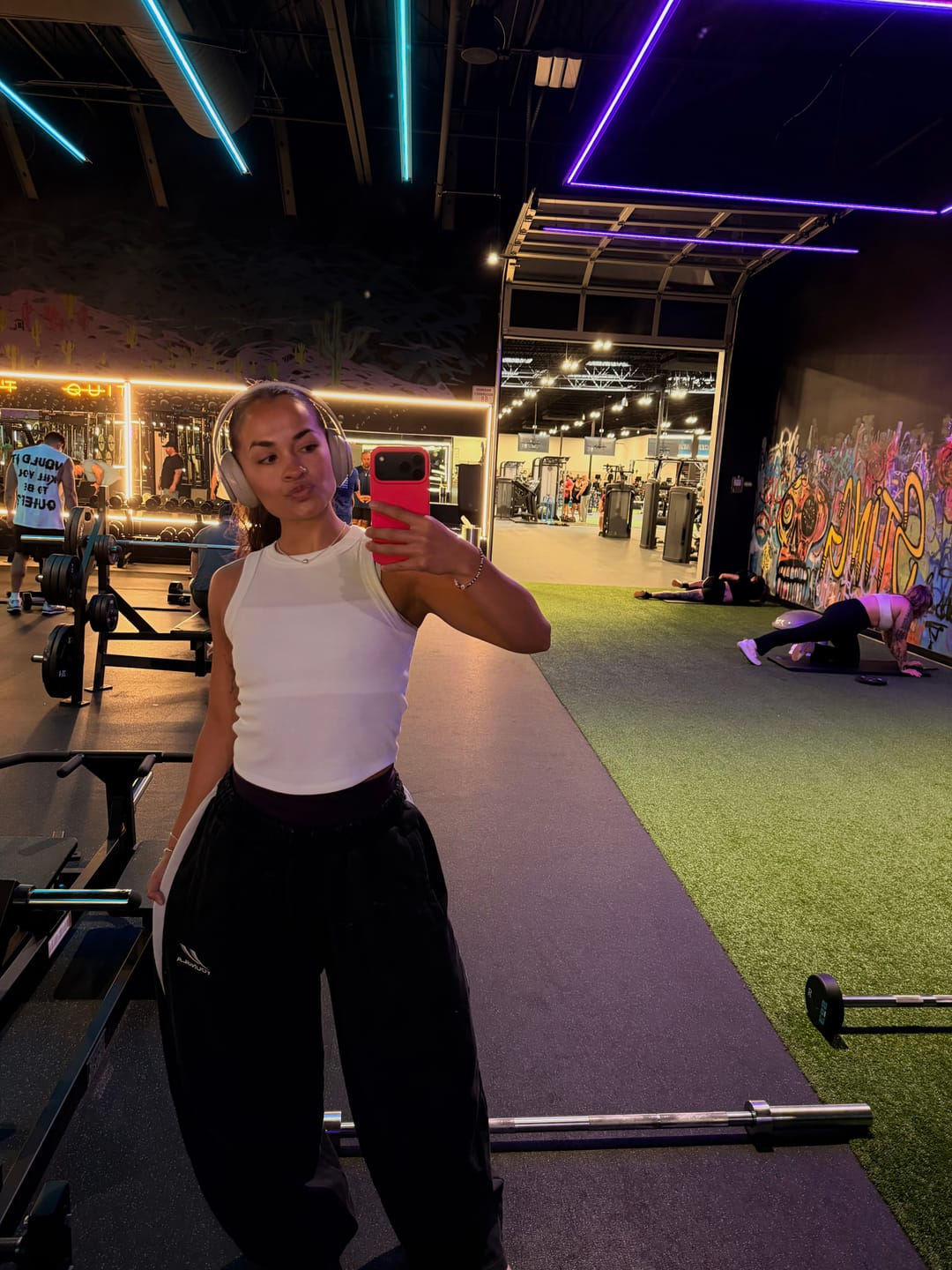 Customer photo review of 2071 - Baggy Ass Sweats