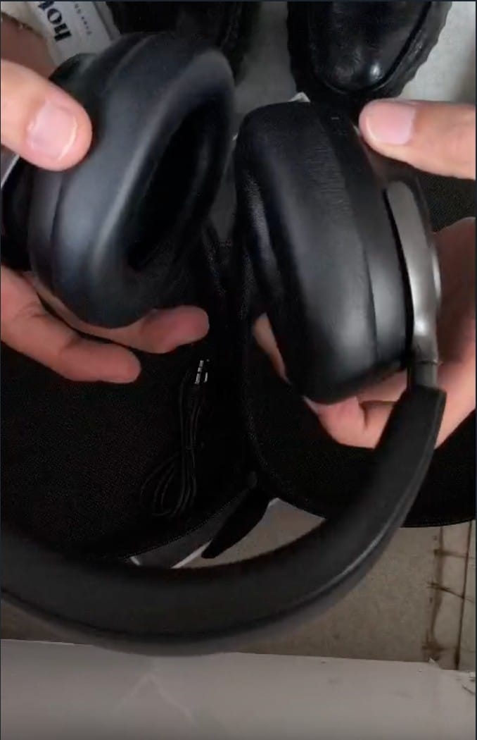 Customer photo review of QuietComfort Ultra - Noise Cancellation