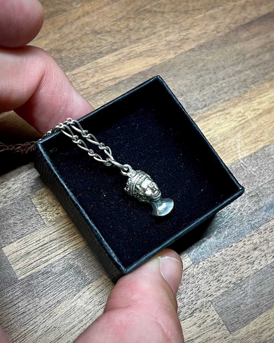 Customer photo review of The Portrait Bust of Queen Elizabeth II Vintage Charm (925 Sterling Silver made in 1977 for the Queens Silver Jubilee)