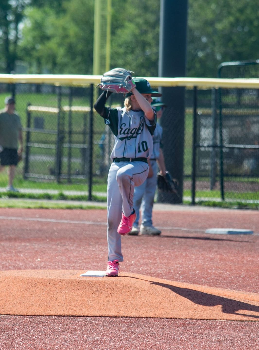 Customer photo review of Dynamic Shoulder & Elbow Stabilizer - K2 Youth Sleeve