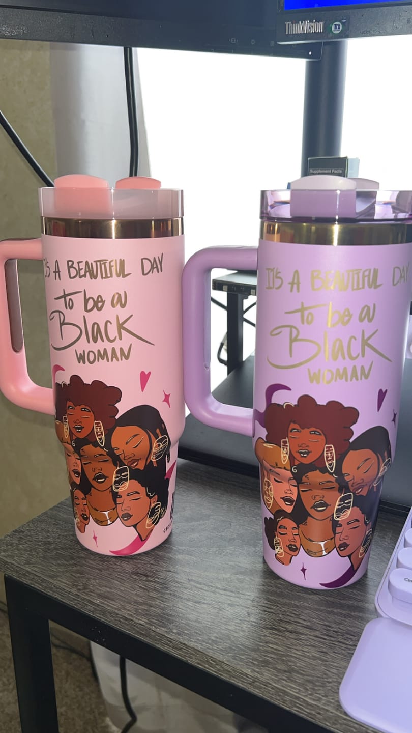 Customer photo review of Limited Edition "Crème Brûlée" Pink FlowSip™ Insulated Tumbler – Pinklomein x Cecilia's House