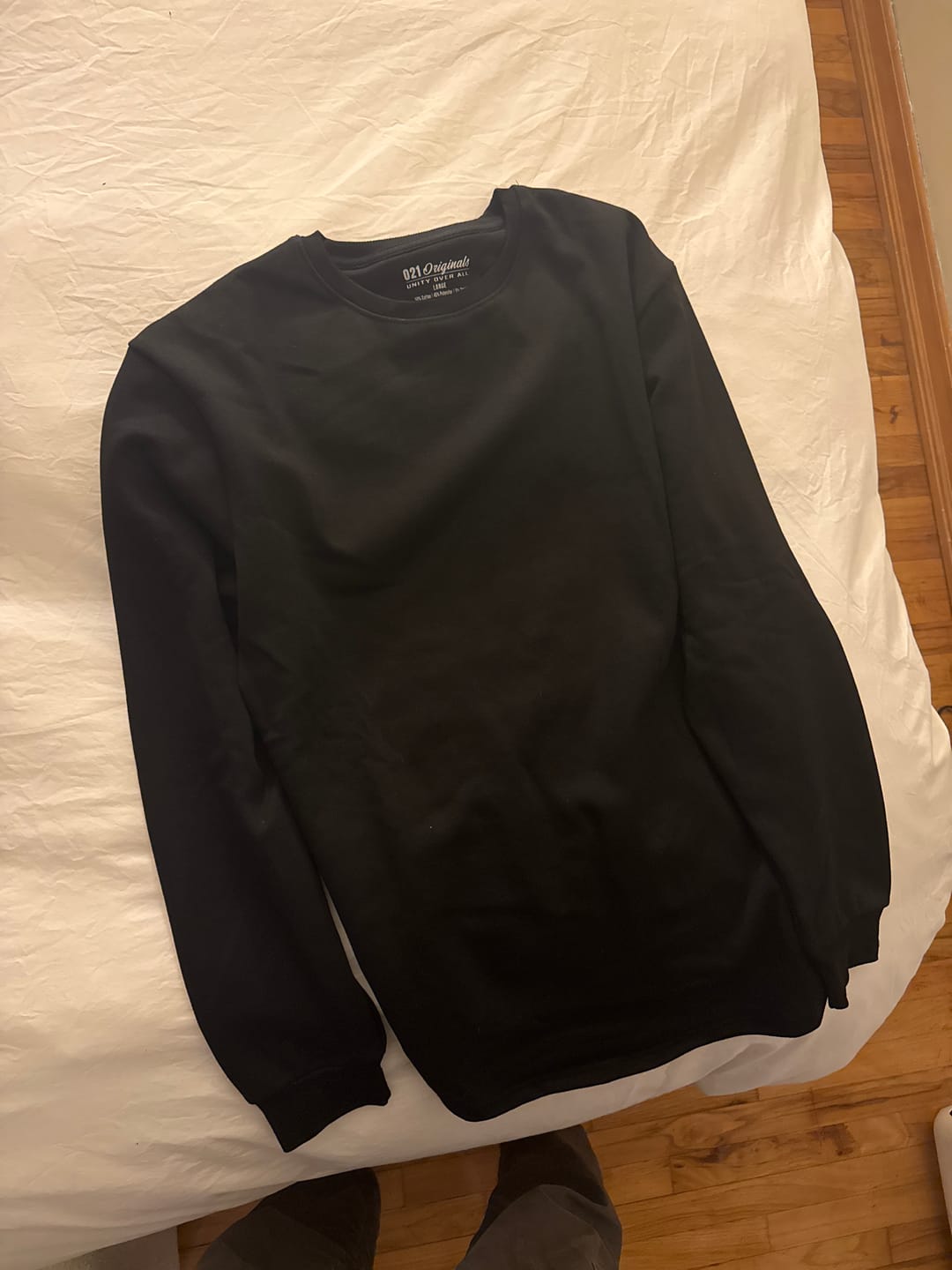 Customer photo review of 021 ESSENTIAL T-SHIRT
