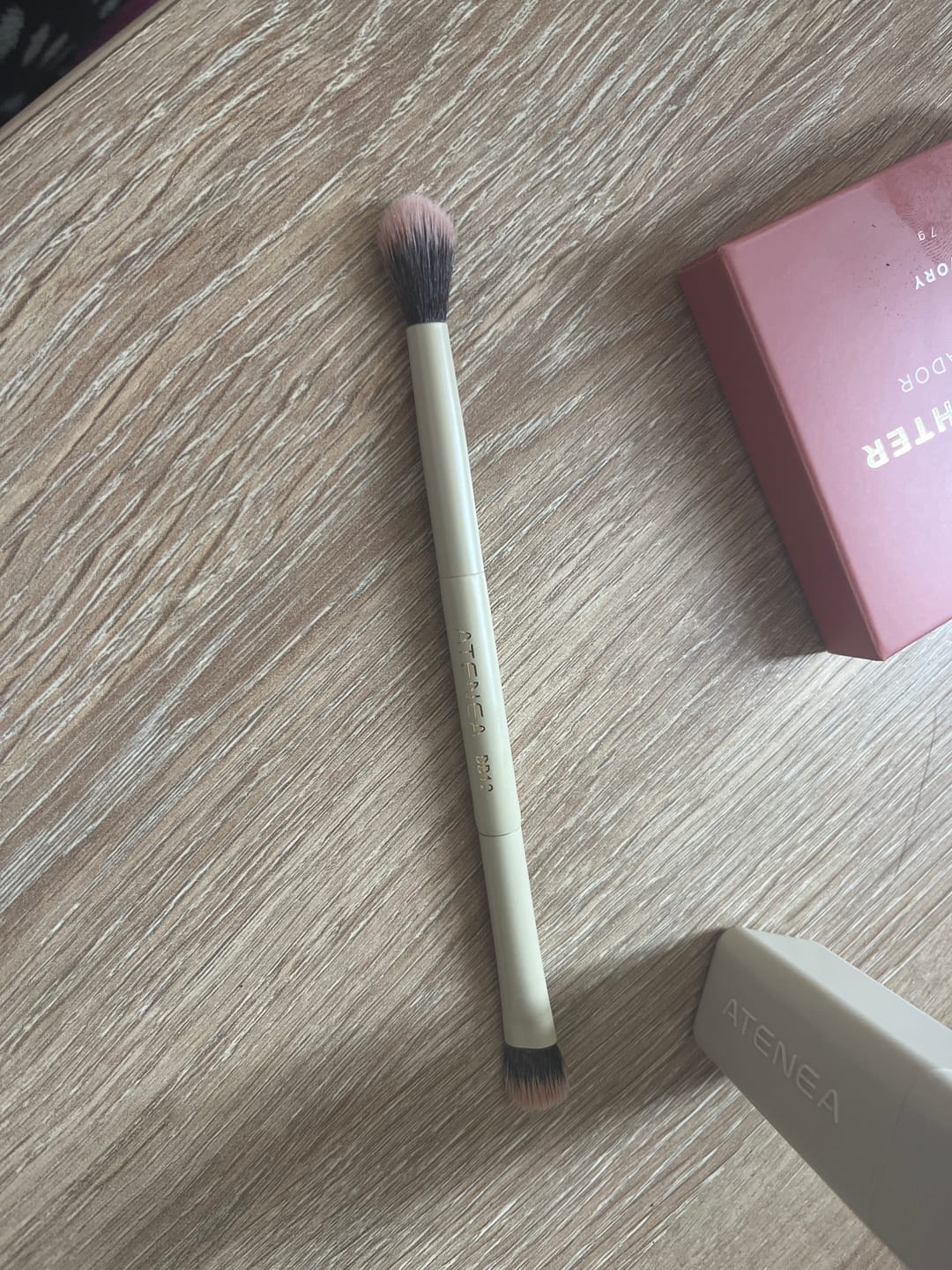 Customer photo review of BROCHA DUO PLANA CREMA Y DIFUMINADORA