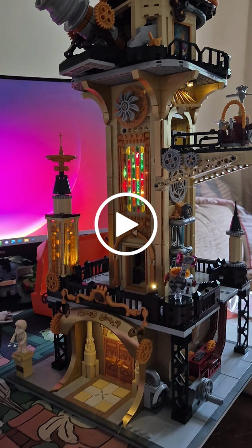 Customer video review of Steampunk Watch Tower By Lumibricks