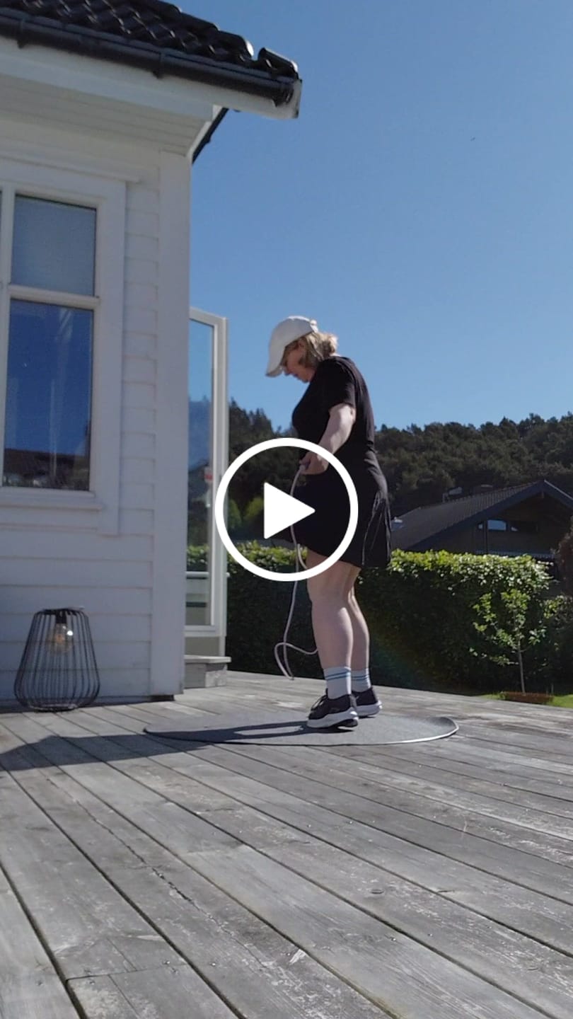 Customer video review of Flow Skjørt