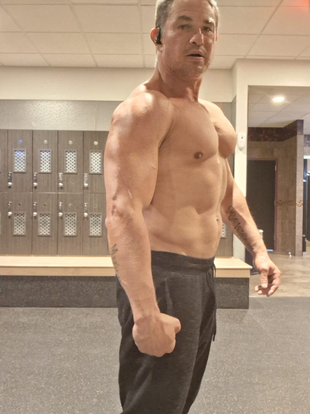 Customer photo review of Old School Muscle & Strength, Joint Friendly - 19-Nandro