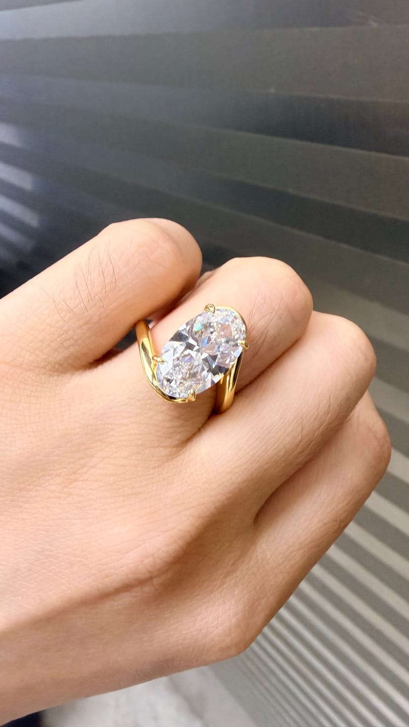 Customer photo review of S925 Moissanite 5.5Ct Oval Cut Unique Engagement Ring Travel Rings In Sterling Silver