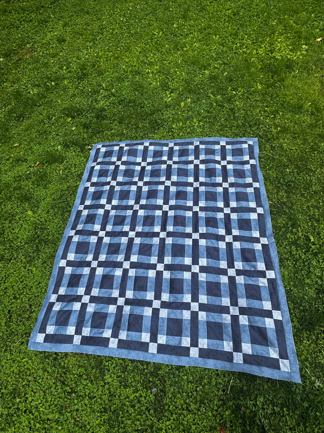 Customer photo review of Lockstep Pre-cut Sew-Ready Quilt Kit | 65"x75"