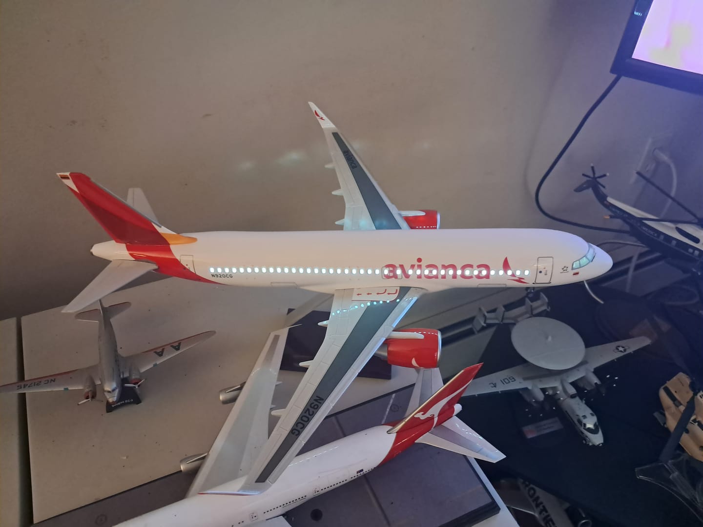 Customer photo review of A320 Neo Avianca - Scale 1/80 - 47cm - 18,5 in - Airplane Model