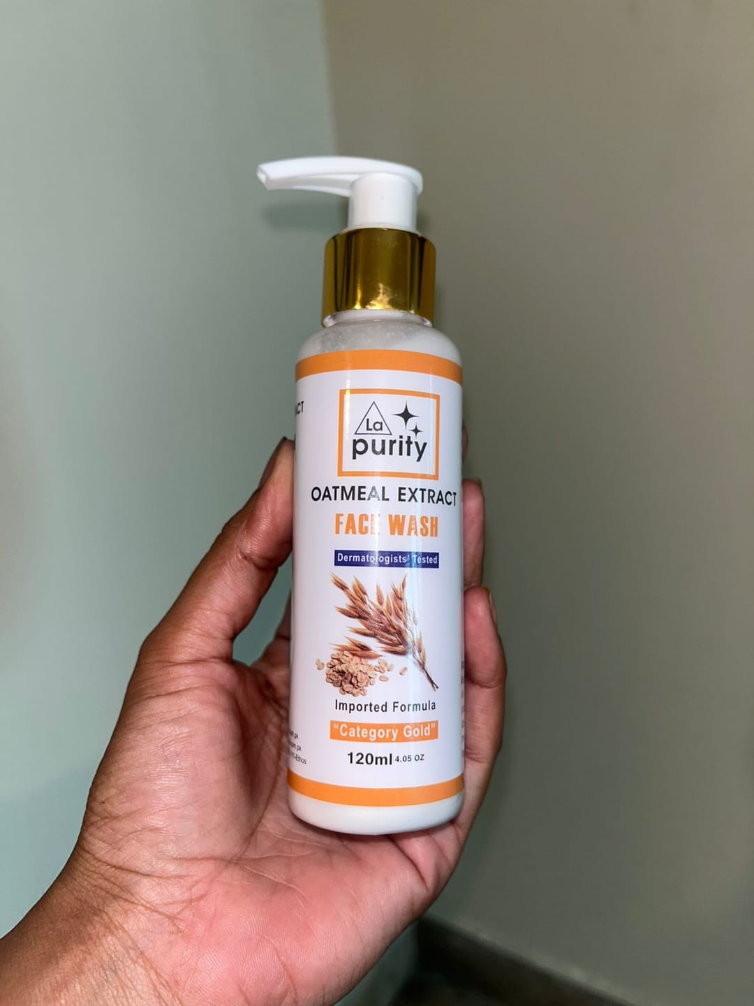 Customer photo review of Oatmeal Facewash