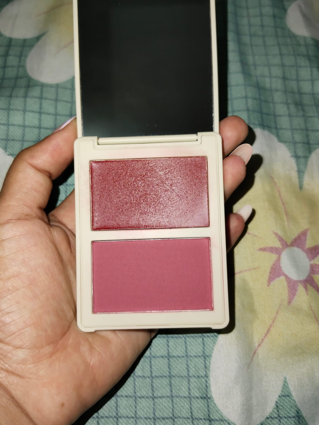 Customer photo review of RUBOR EN DÚO ALLURE CREMA Y POLVO COMPACTO