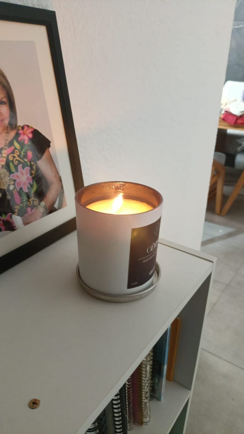 Customer photo review of Mirum Astrología