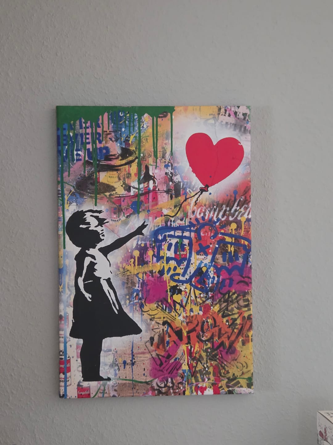 Customer photo review of Leinwandbild Banksy Graffity Ballon Girl Hochformat