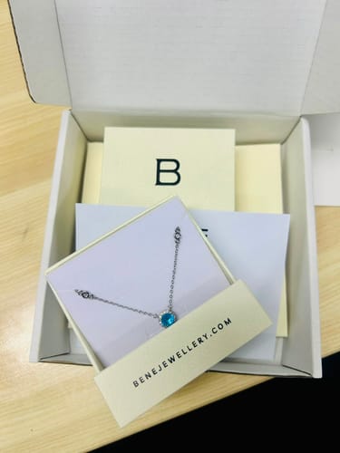 Customer photo review of Sienna Glow Necklace