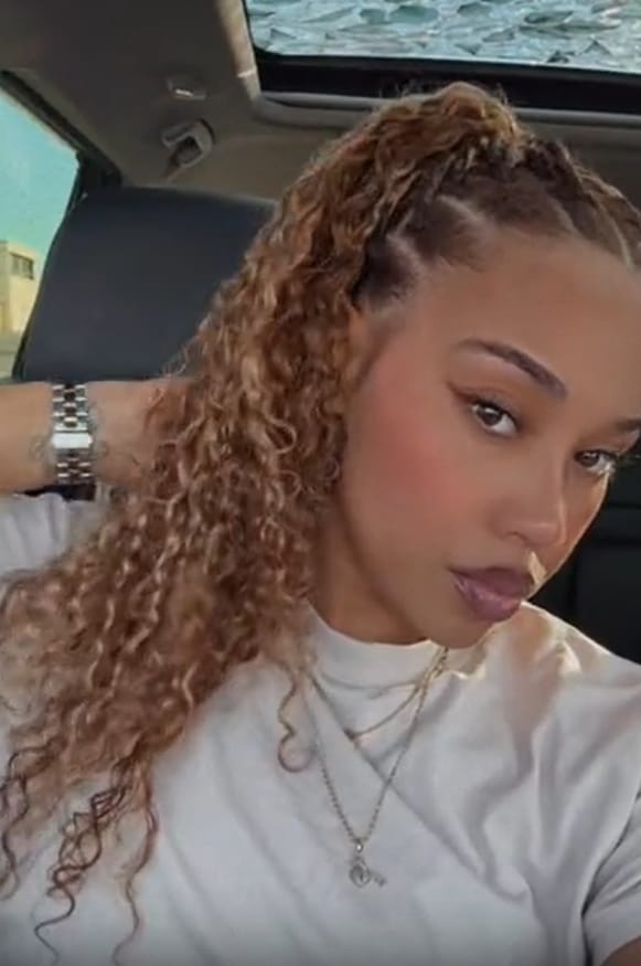 Customer photo review of Wavymy Honey Blonde Highlight Burmese Curly Feather Crochet Human Hair Boho Braids Hair Extension