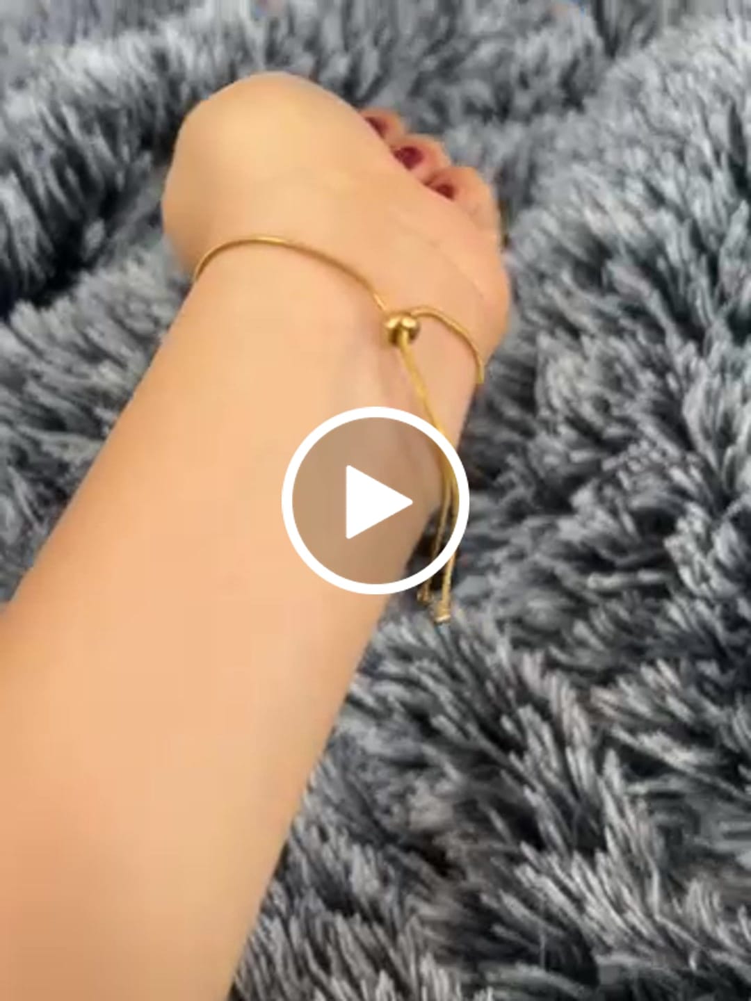 Customer video review of Pulsera Icy