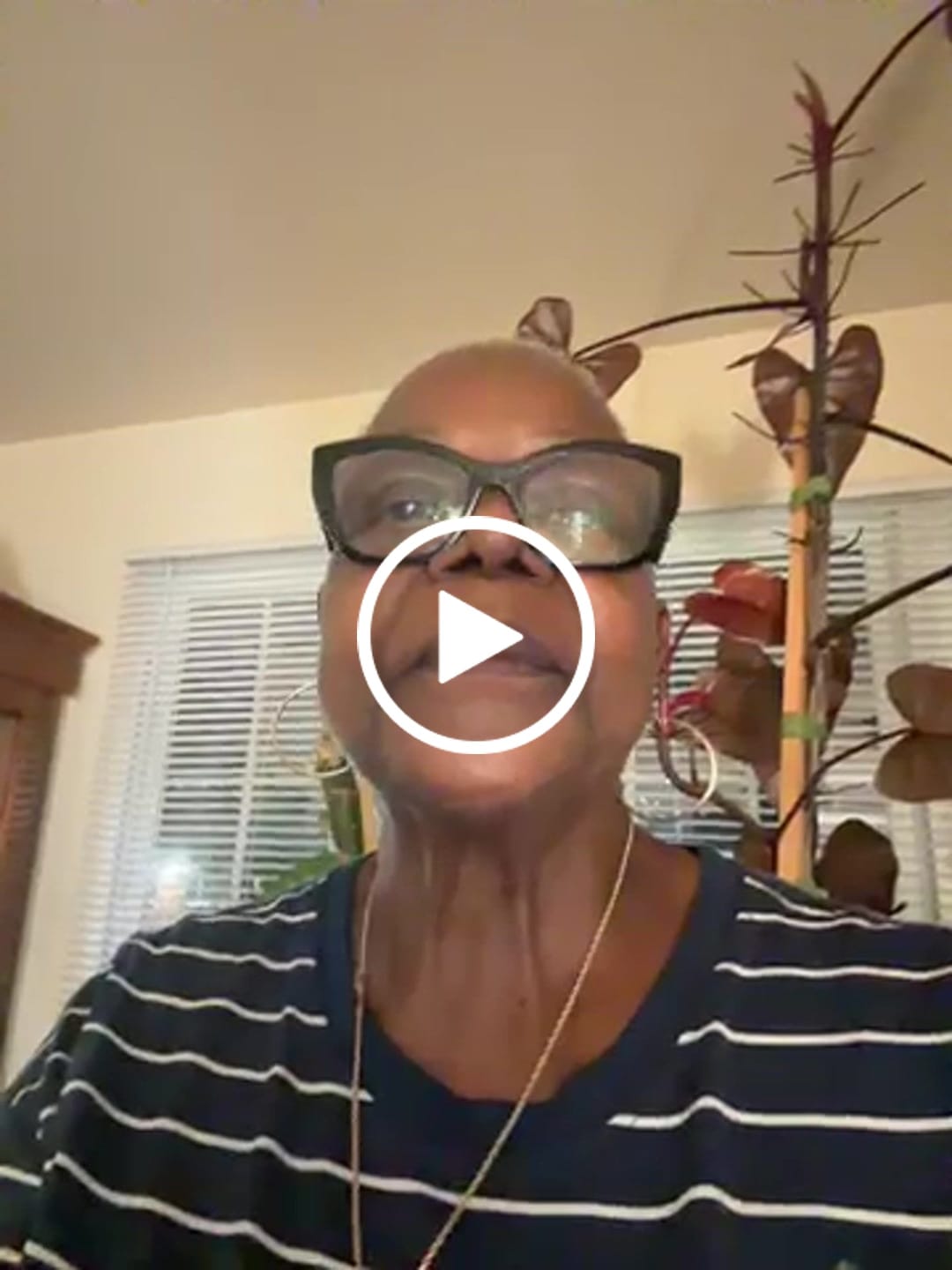 Customer video review of Moisture N Slip Curling Cream + Aloquench N' Flax Seed Coiling Jelly Duo