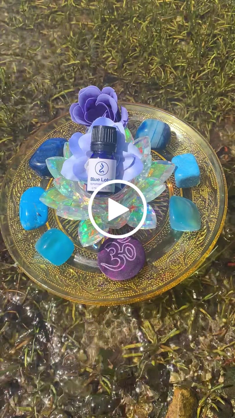 Customer video review of True Egyptian Blue Lotus Oil 5 mL | Cold-Pressed