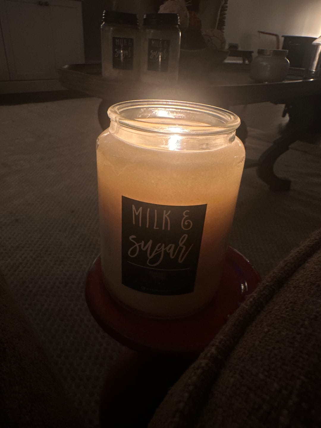 Customer photo review of Milk & Sugar Candle | 26 oz Farmhouse Jar