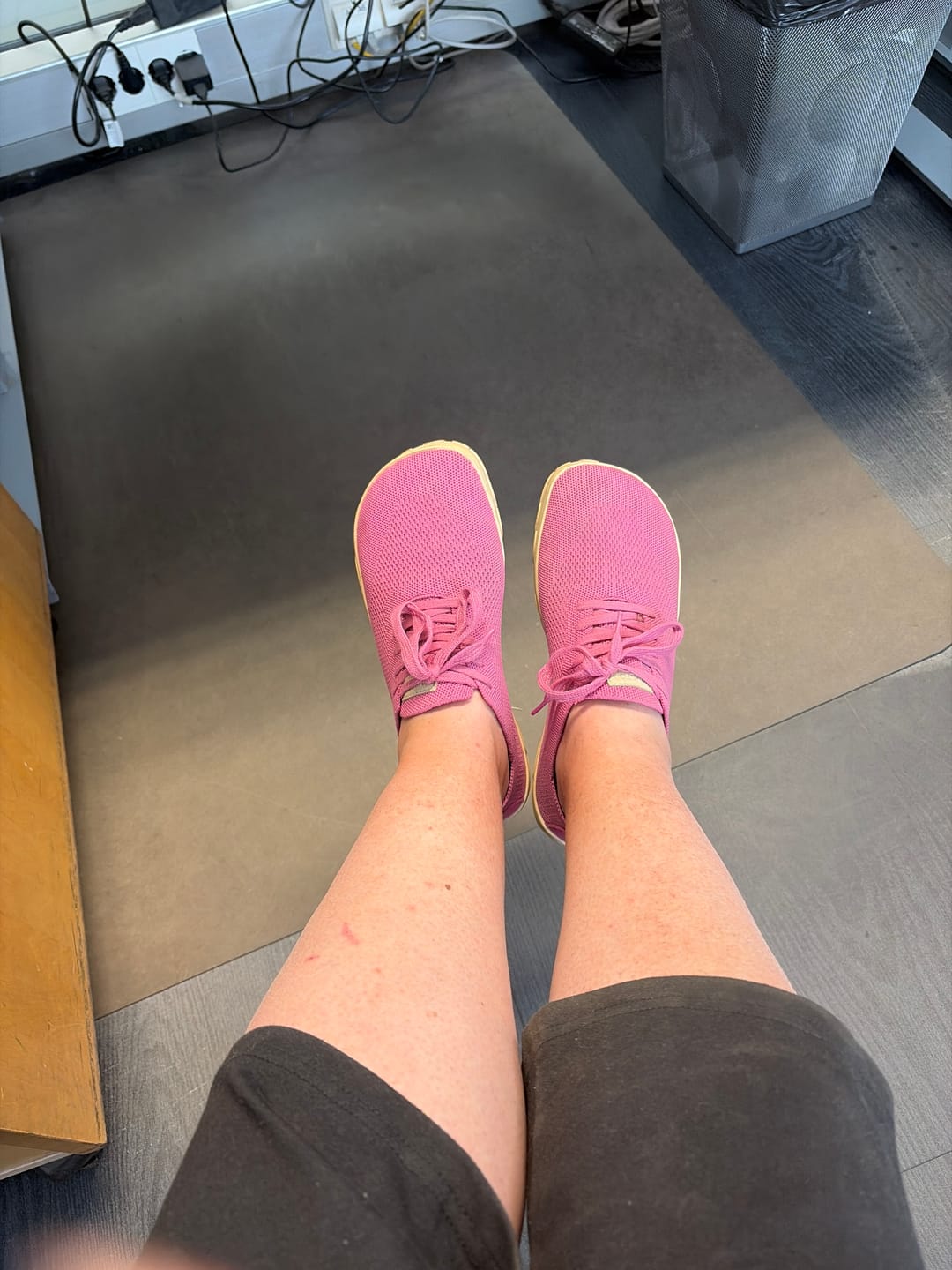 Customer photo review of Vaistoa Iloa -paljasjalkatennarit