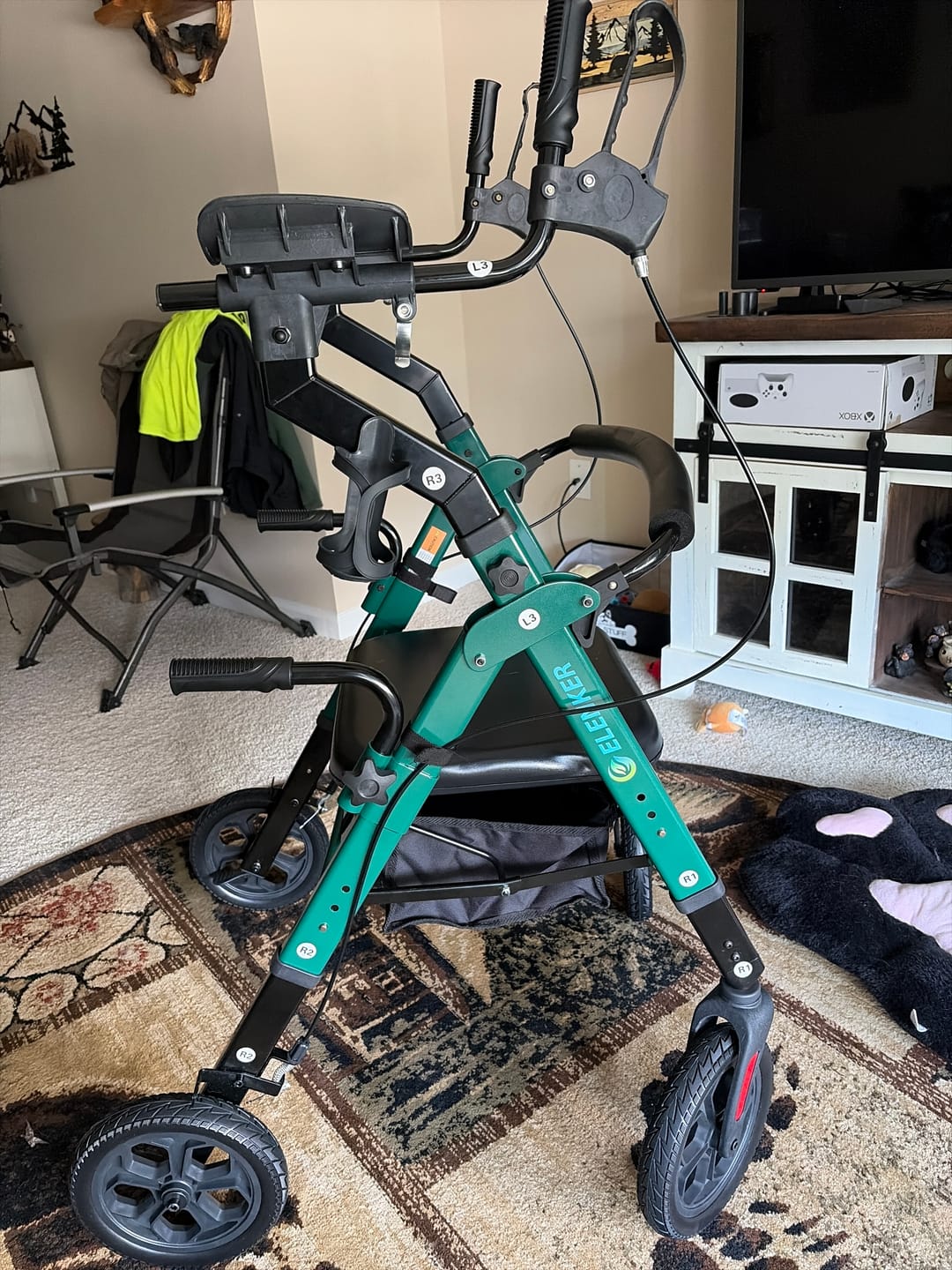 Customer photo review of YF-9008F All-Terrain Heavy Duty Upright Walker with Seat and 10" Wheels