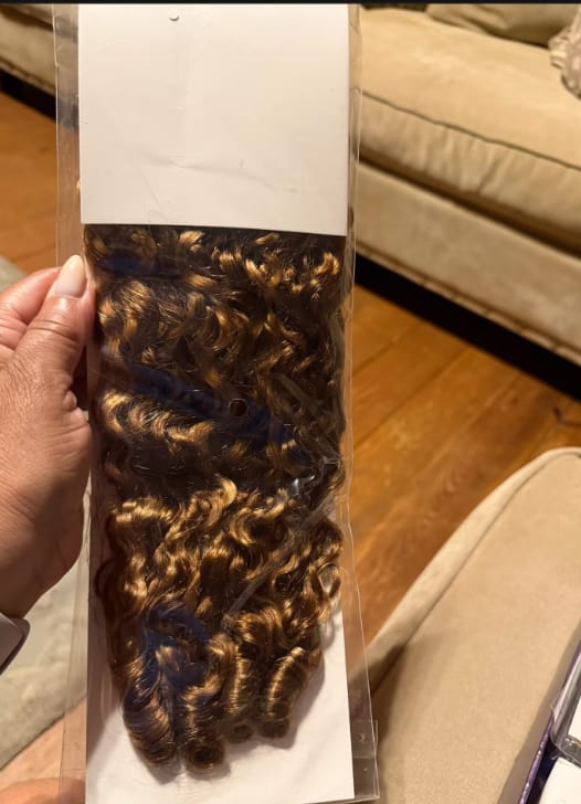 Customer photo review of Wavymy Honey Blonde Highlight Burmese Curly Feather Crochet Human Hair Boho Braids Hair Extension