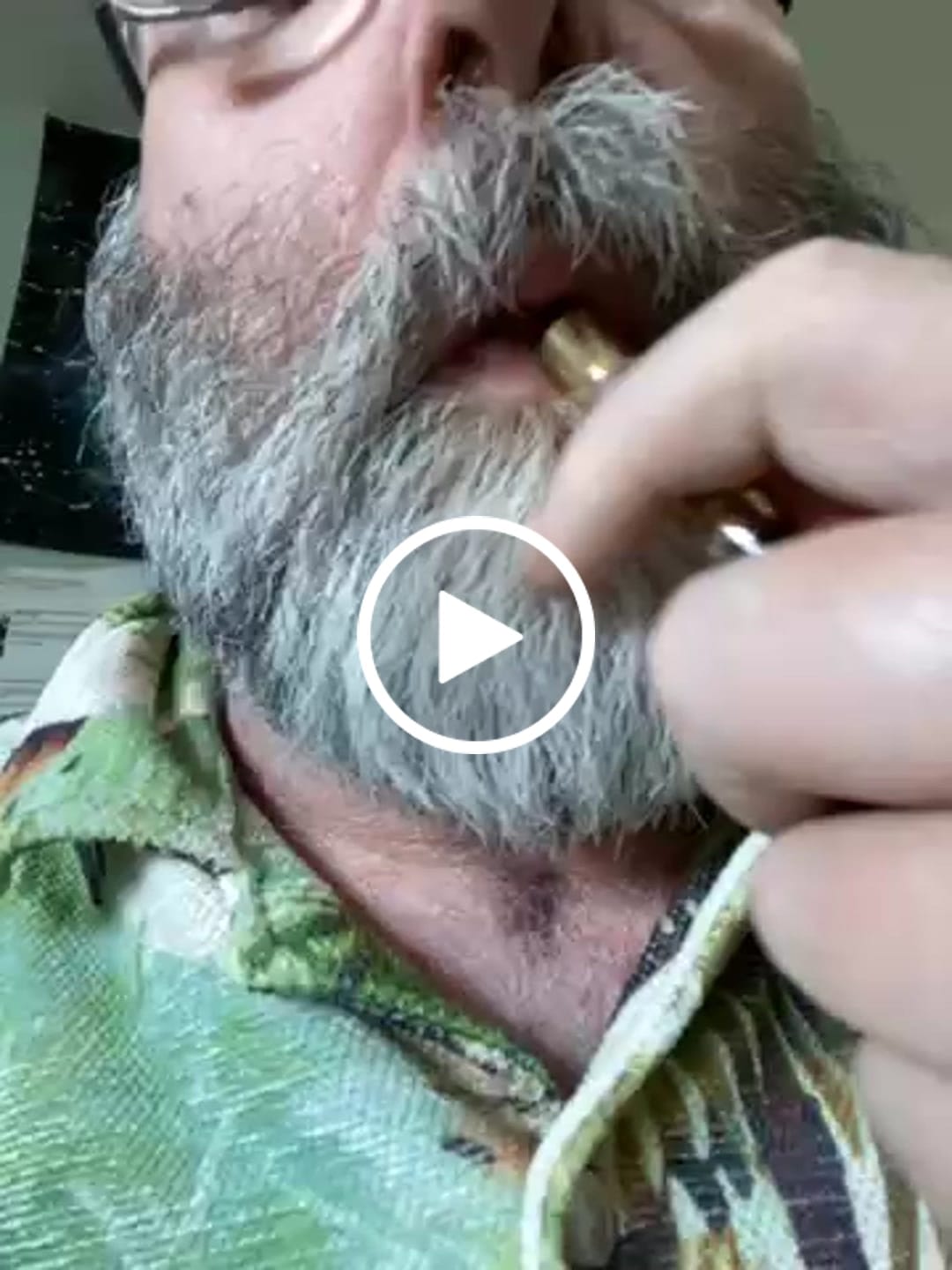 Customer video review of MUHA Meds THCa 510 Cartridge - 2G