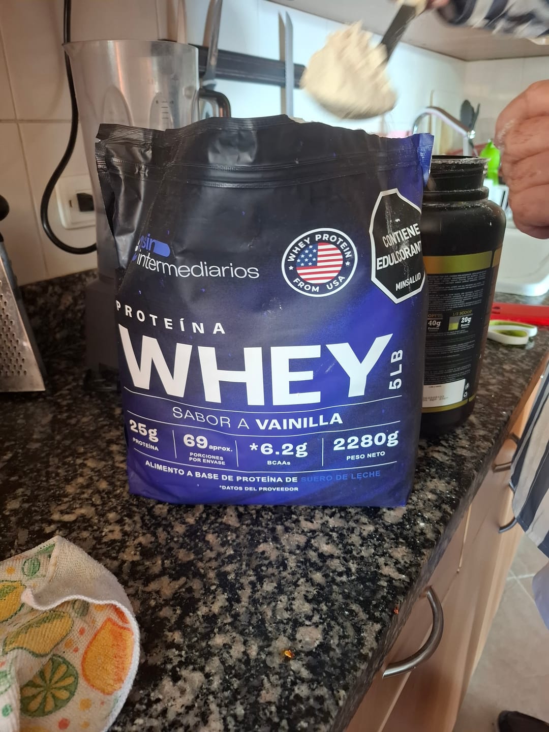 Customer photo review of Proteína Whey - Vainilla