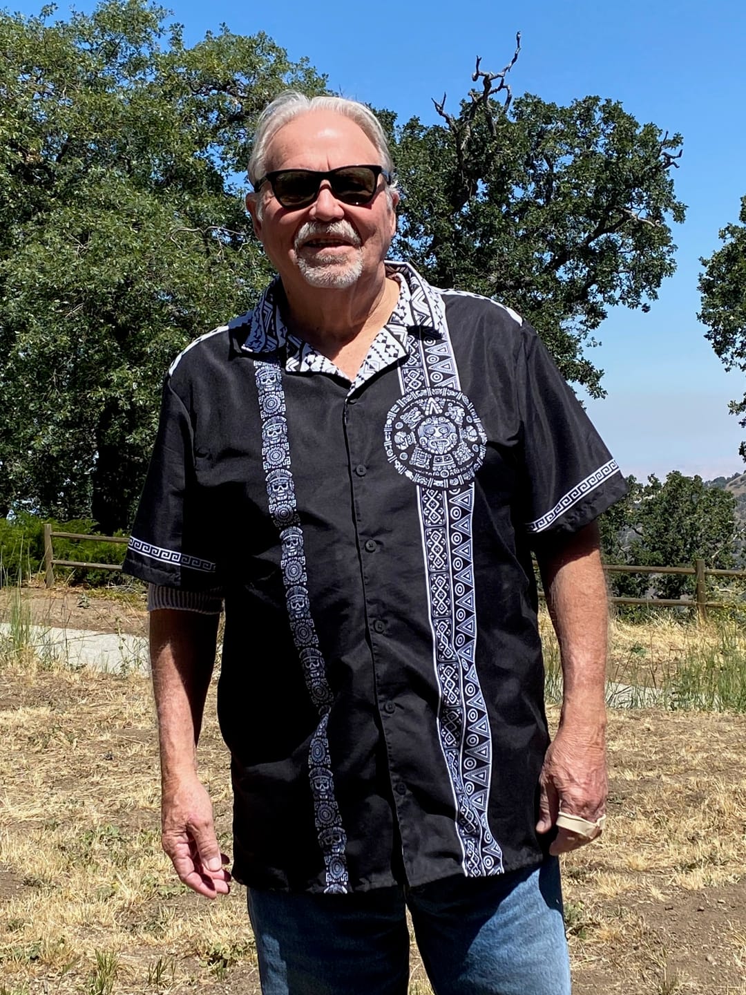 Customer photo review of Xiuhpohualli Guayabera