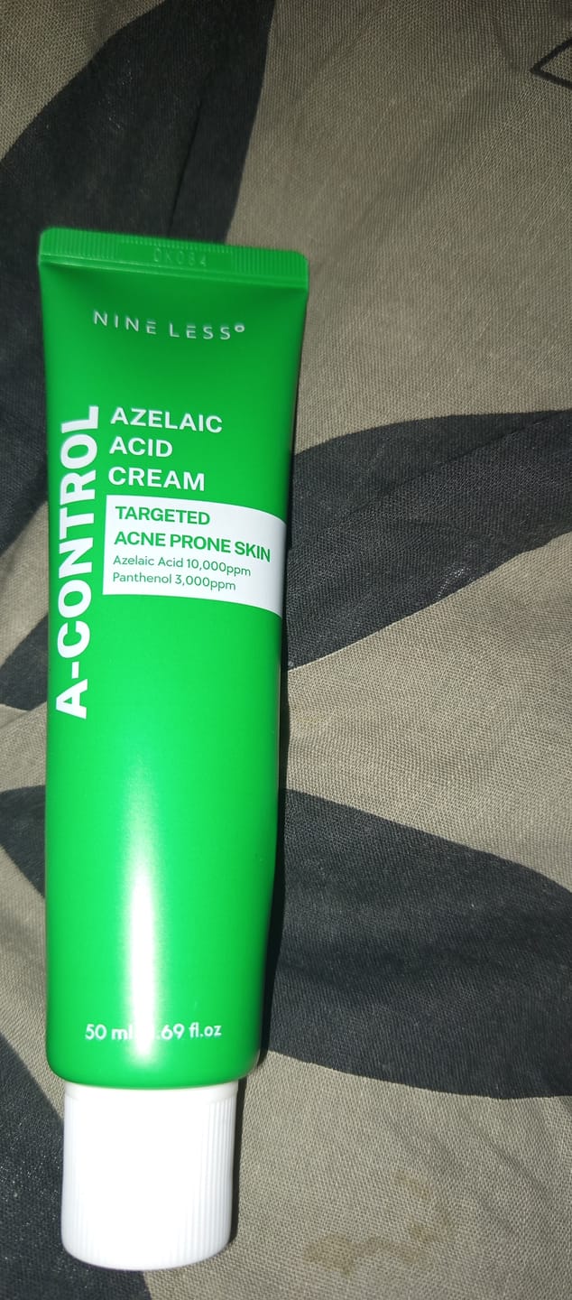 Customer photo review of Krēms ar azelīnskābi problemātiskai ādai Nine Less A-Control Azelaic Acid Cream