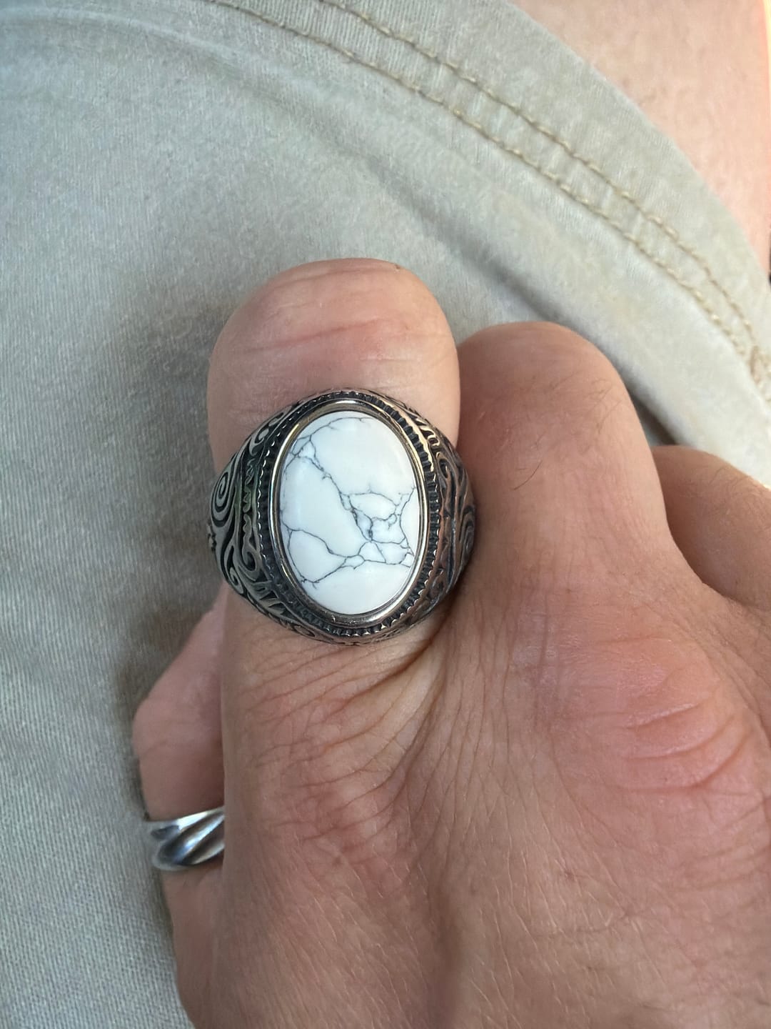 Customer photo review of WHITE EYES.