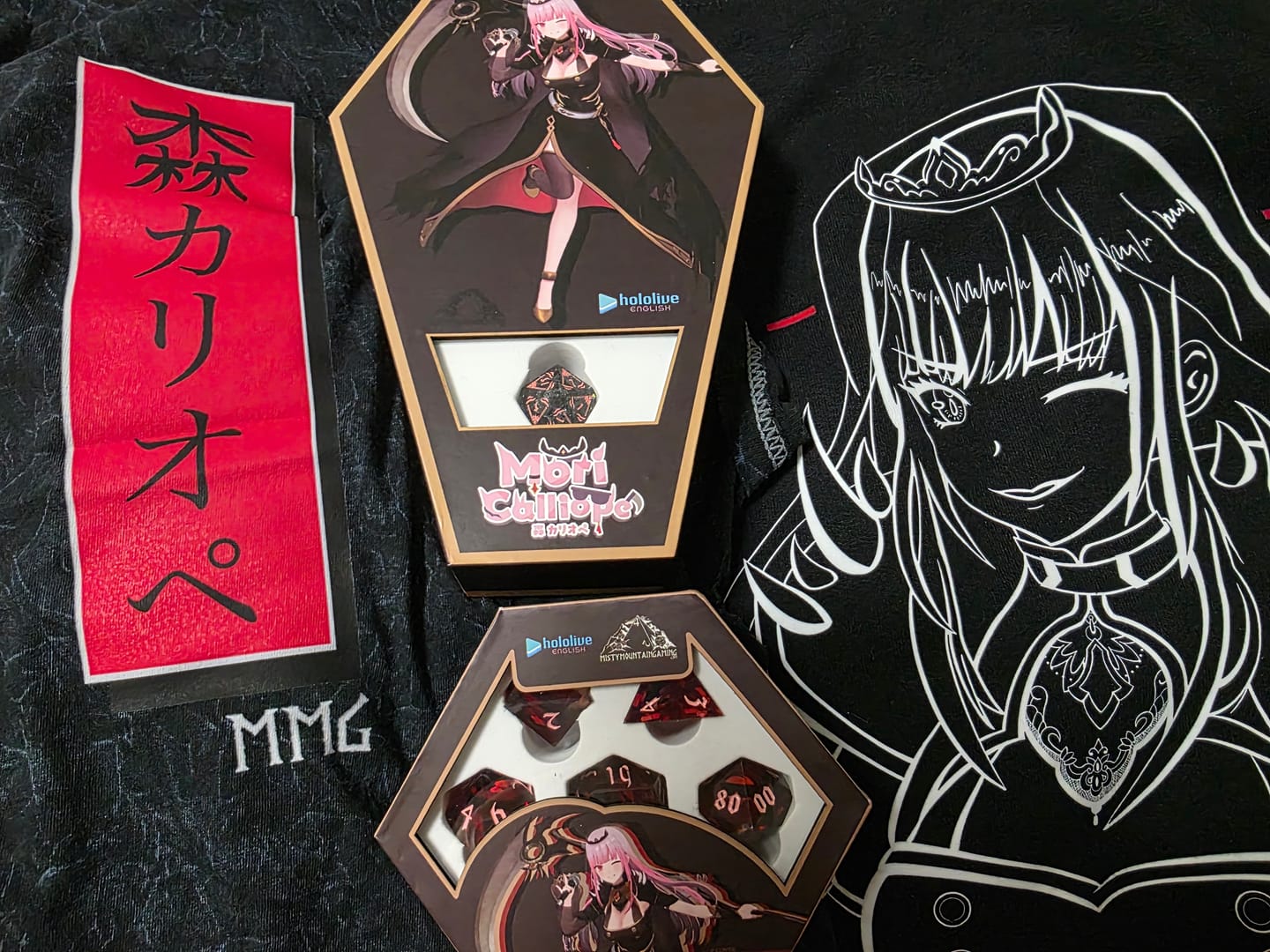 Customer photo review of PRE-ORDER | Mori Calliope Hoodie | hololive English x MMG Exclusive