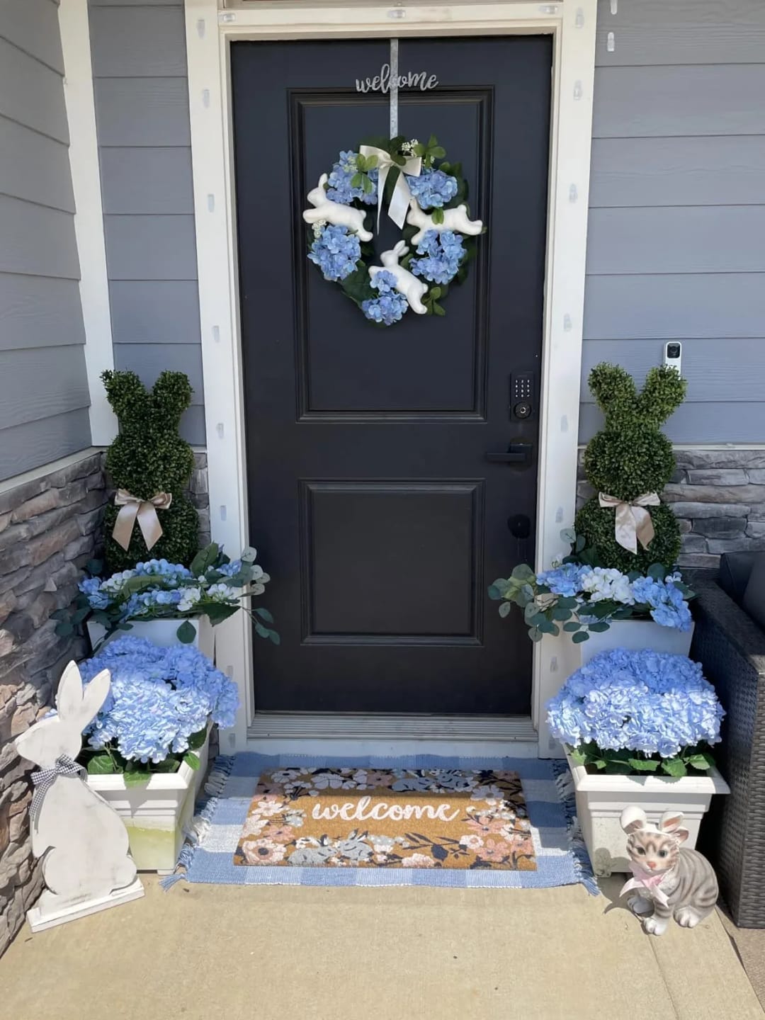 Customer photo review of Artificial Outdoor Hydrangea Flowers - UV resistant, Waterproof, Windproof