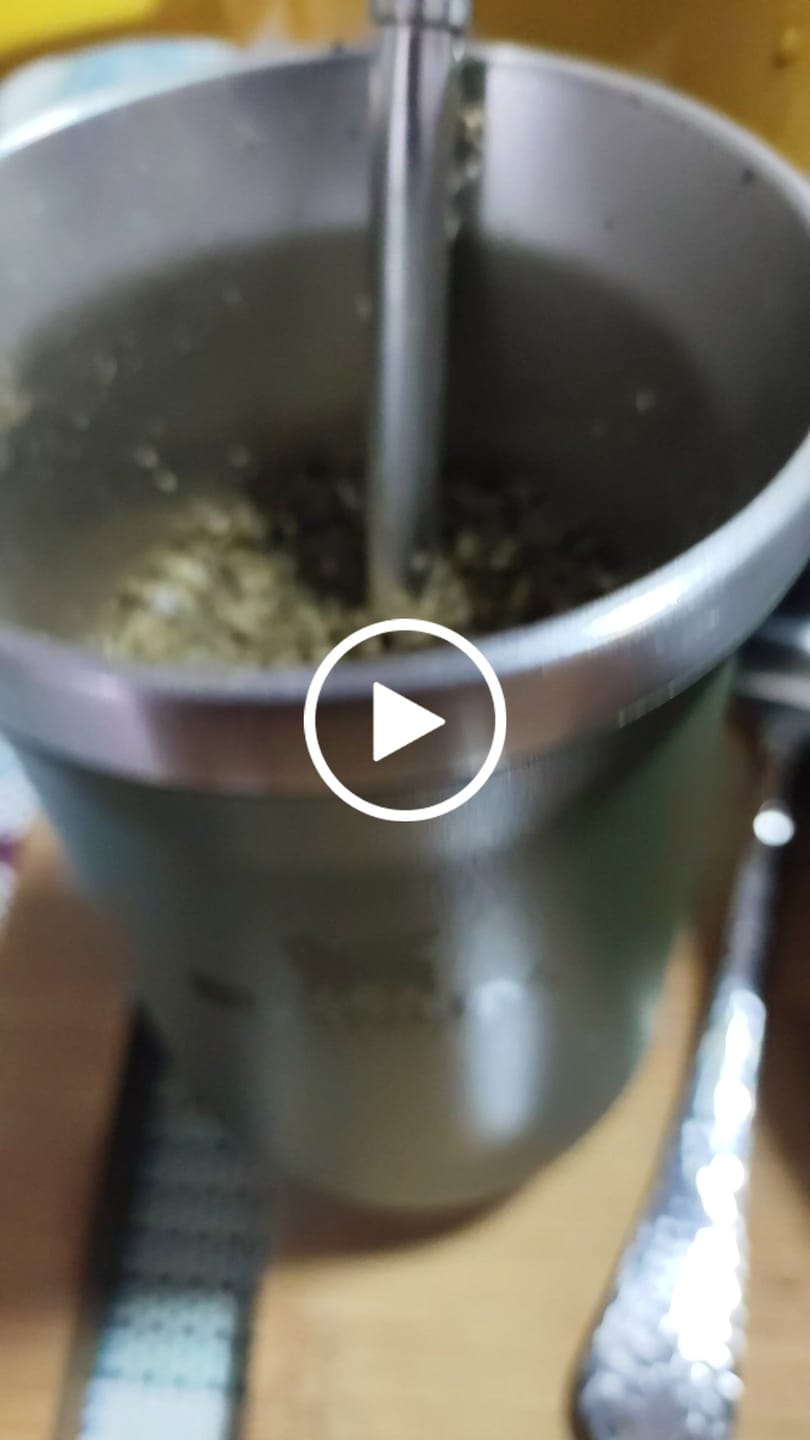 Customer video review of Mate Slim Stanley Dried Pine| 200 ml