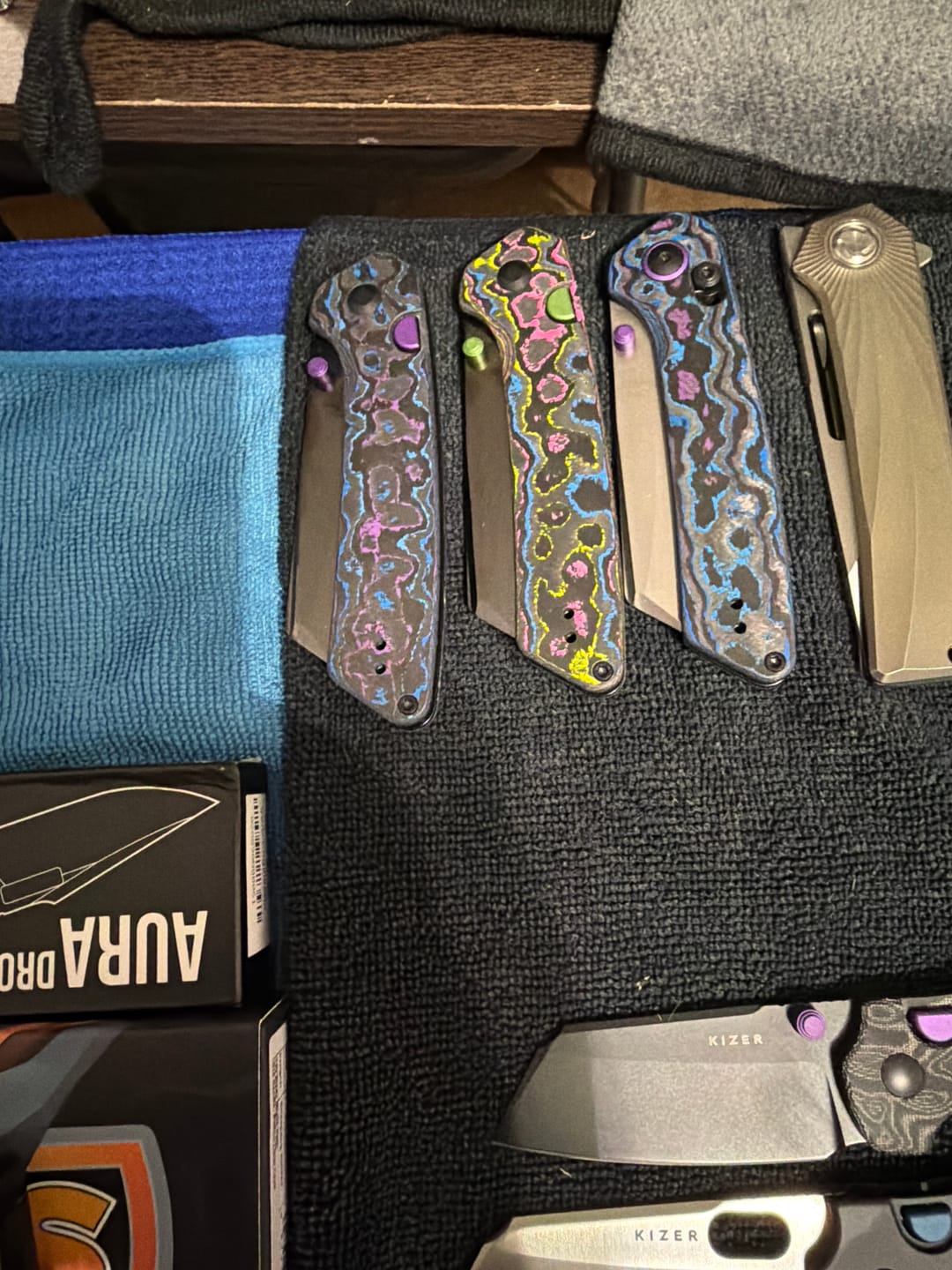Customer photo review of Kizer Madrac Button Liner Lock Camo Carbon Mirror DLC S45VN BLADE DISTRICT EXCLUSIVE