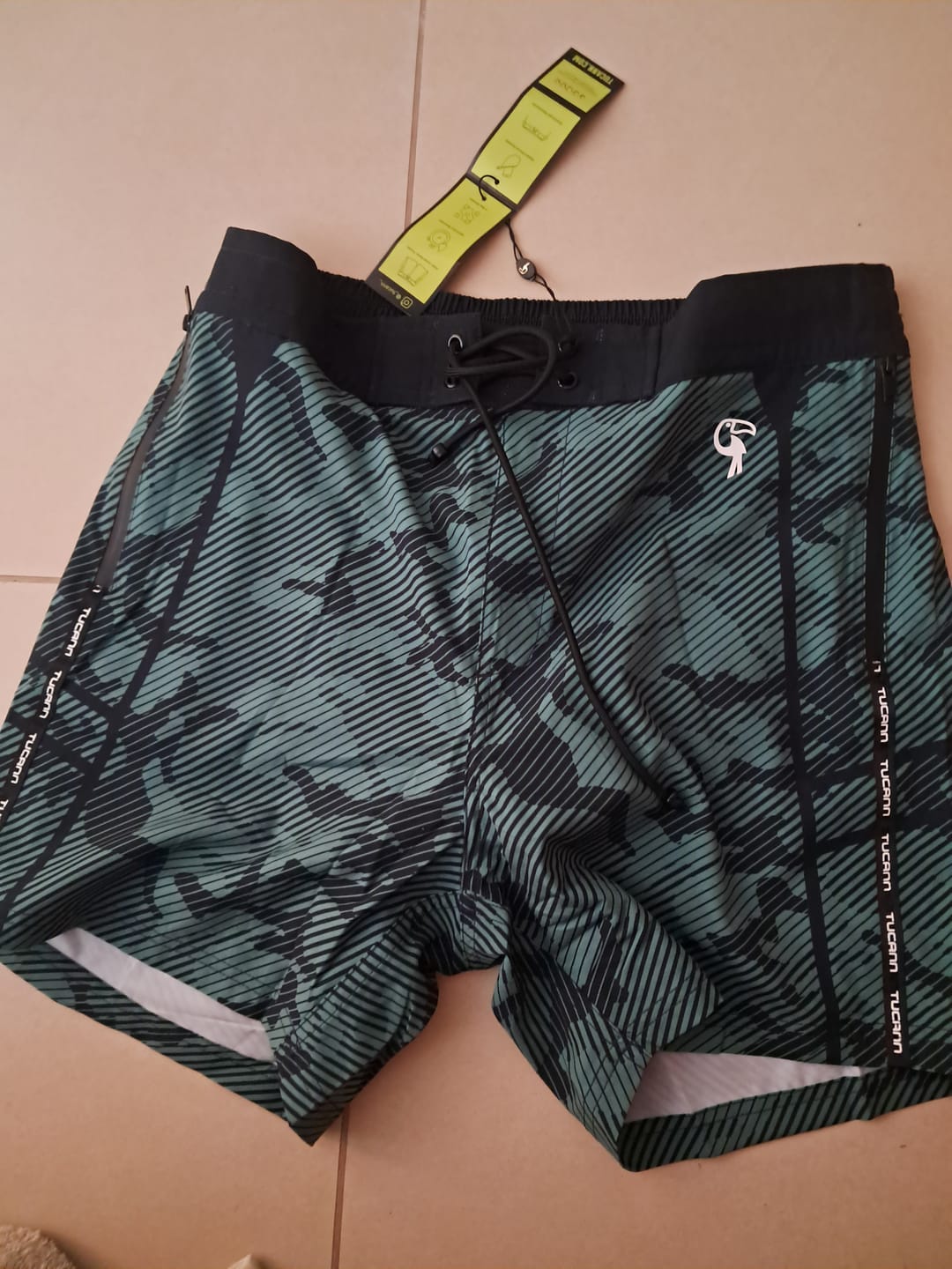 Customer photo review of Striped Green Camo - 5"