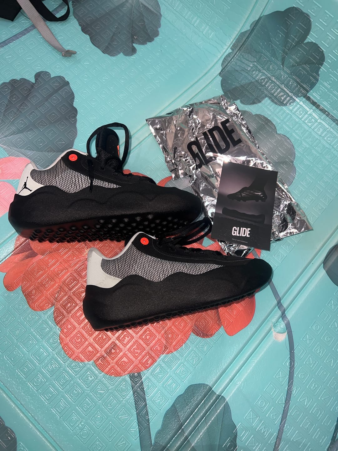 Customer photo review of GLIDE SOLES MATTE BLACK
