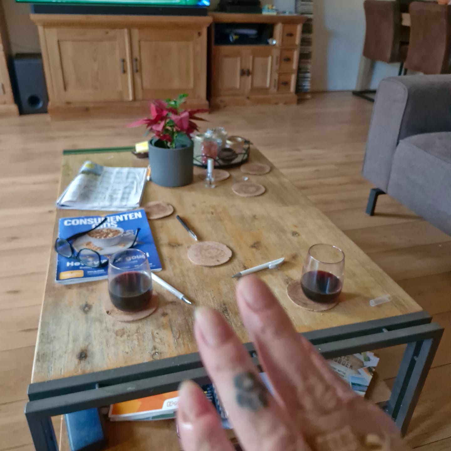 Customer photo review of Nagelriemolie Pennen – Geuren Set (5 stuks)