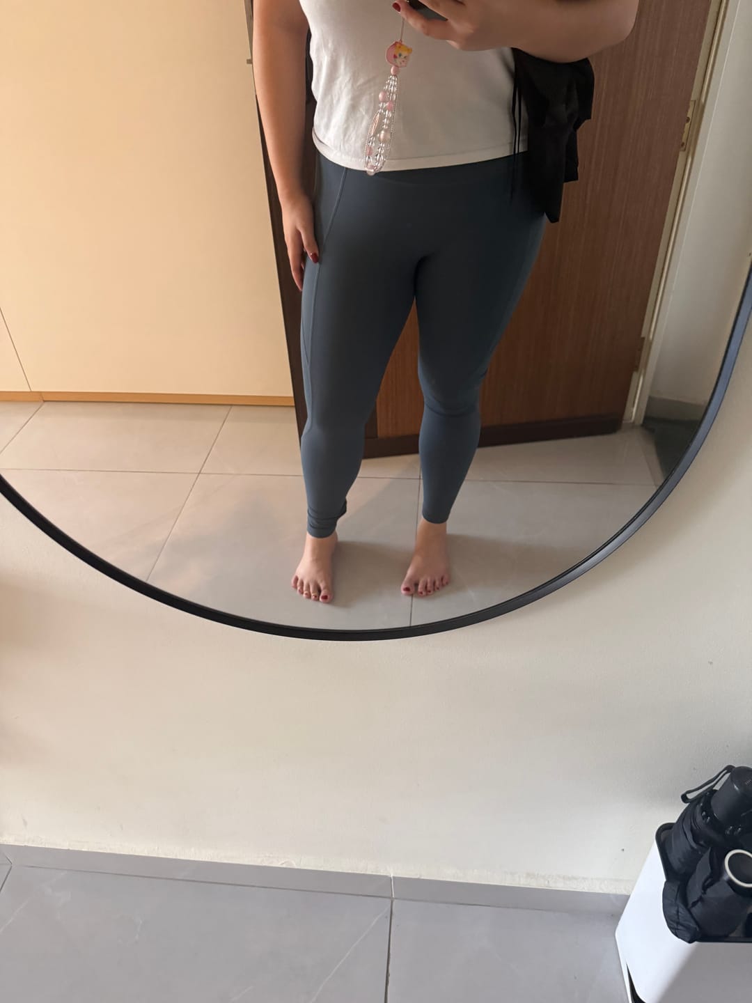 Customer photo review of Apex Pocket Leggings