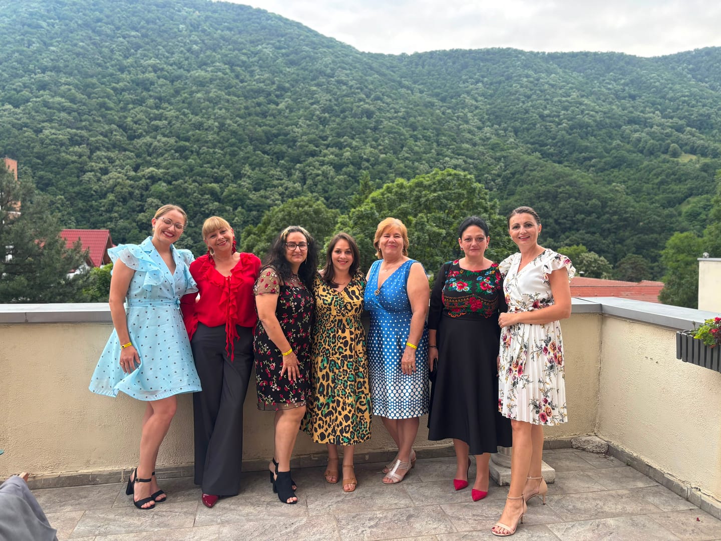 Customer photo review of Rochie tip camasa Harty, cu volanase si imprimeu inimi