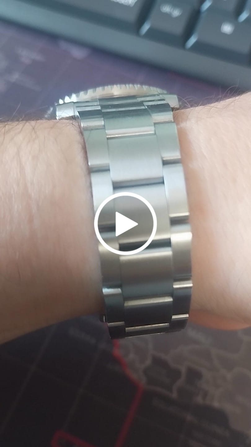 Customer video review of HYDROCORE CLASSIC WATCH