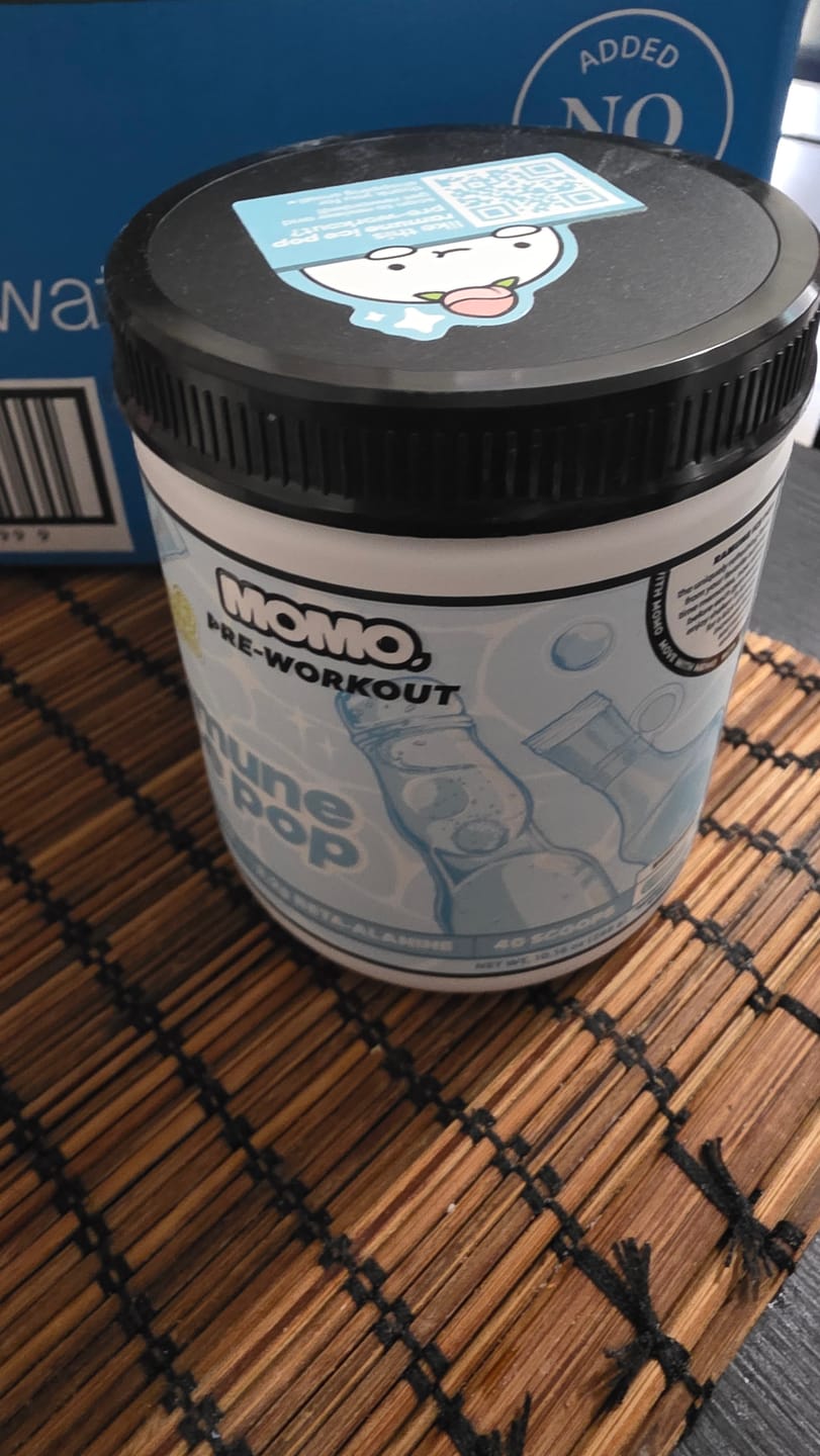 Customer photo review of MOMO® pre-workout | Ramune Ice Pop | 40 scoops