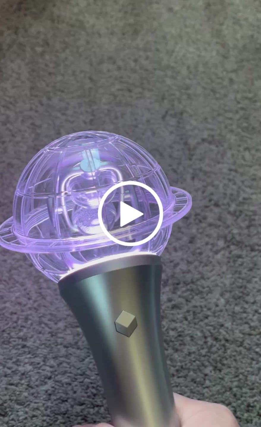 Customer video review of ATEEZ - OFFICIAL LIGHT STICK VER.3