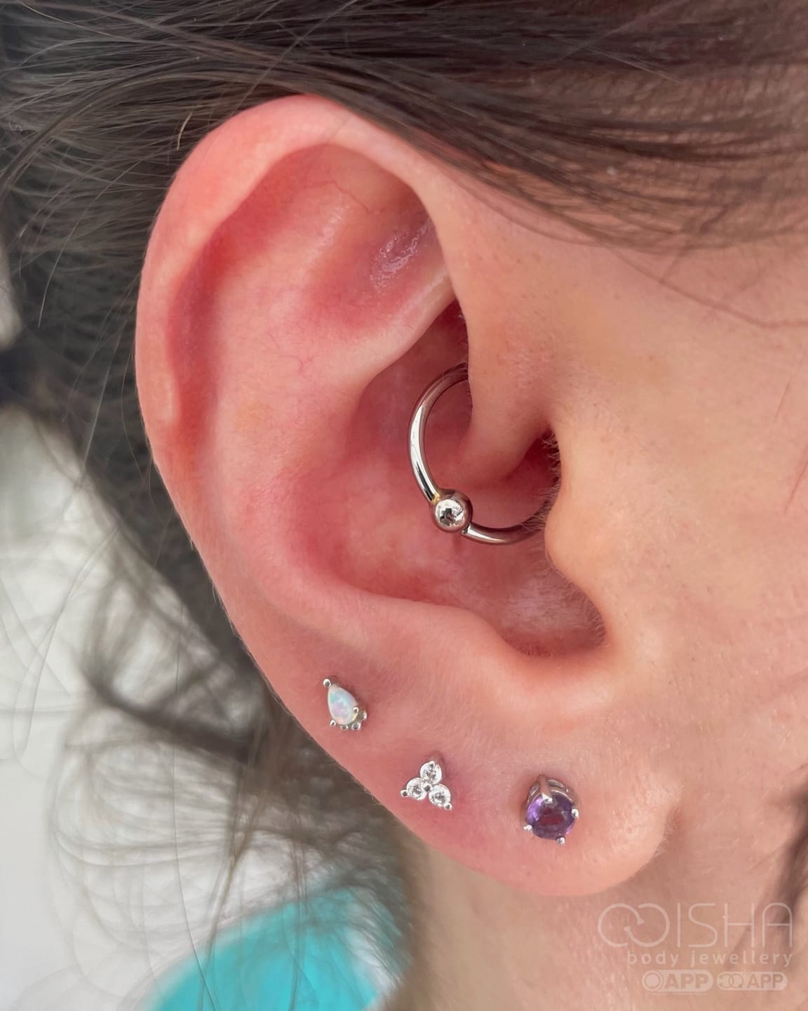 Customer photo review of Anatometal Stainless Steel Fixed Bead Ring